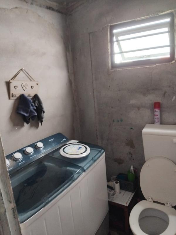 2 Bedroom Property for Sale in New Macassar Western Cape